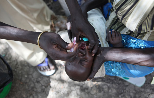 En baby vaccineres mod stivkrampe (tetanus)