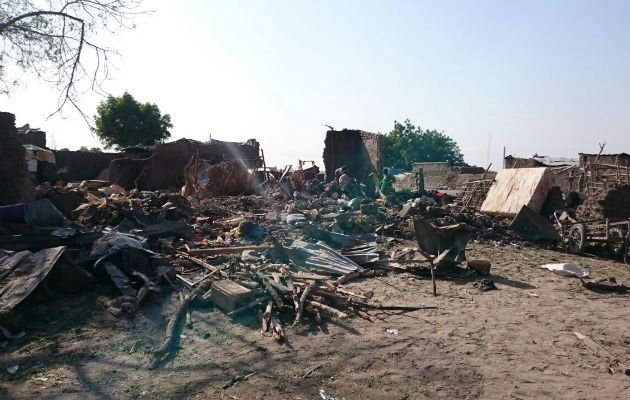 Folk var flygtet til lejren i Rann, fordi området stod under det nigerianske militærs beskyttelse. Her ses et af de områder, der blev bombet af et nigeriansk militærfly.